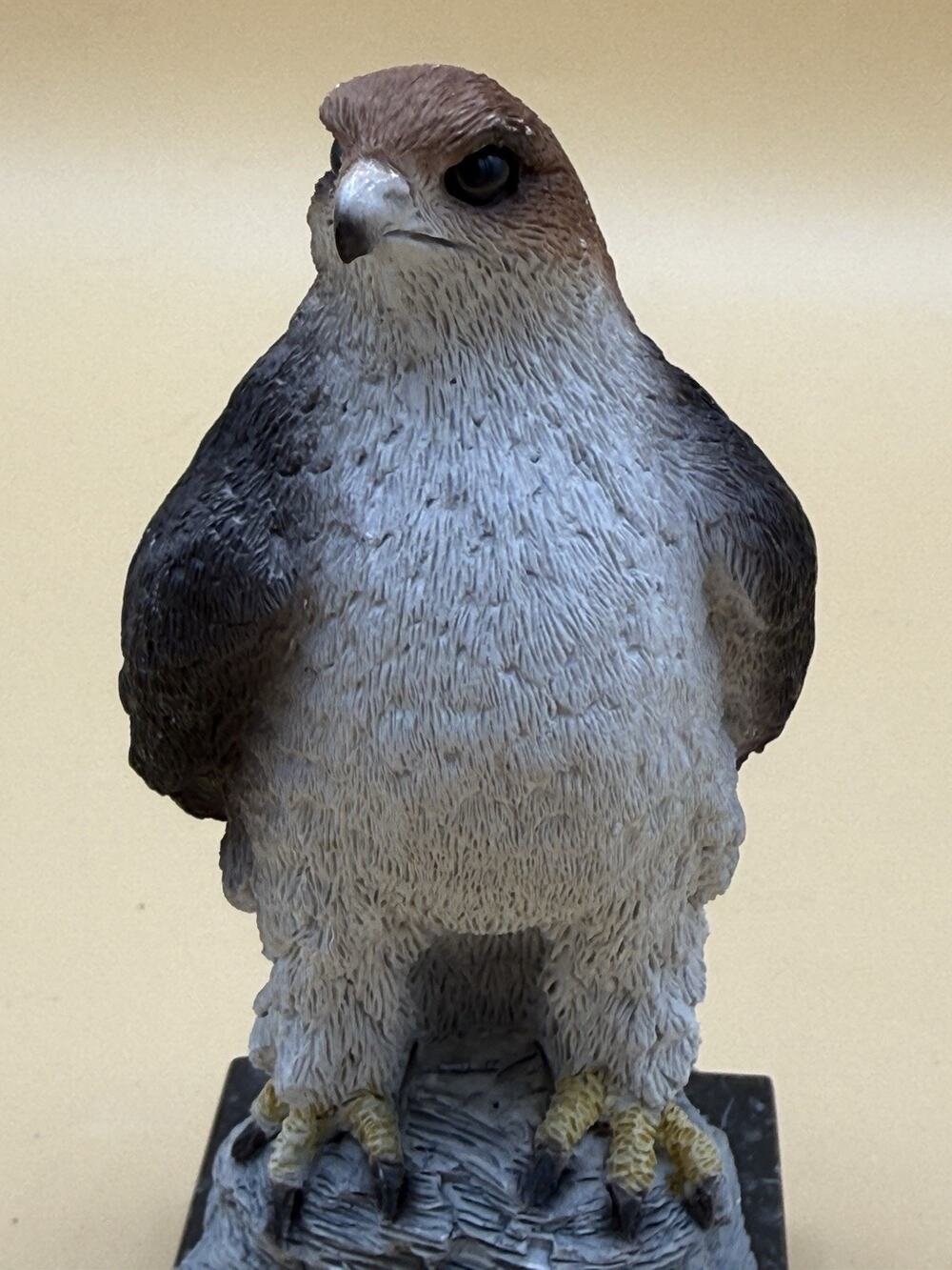 Stone Critters Red Tail Hawk Figurine SC-55 United Design Corp 4.5”